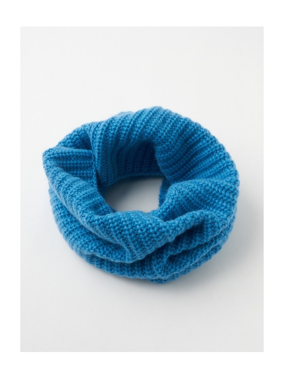 Holiday cashmere snood