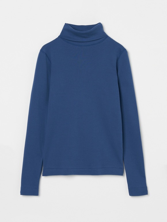 Organic cotton knit turtle neck