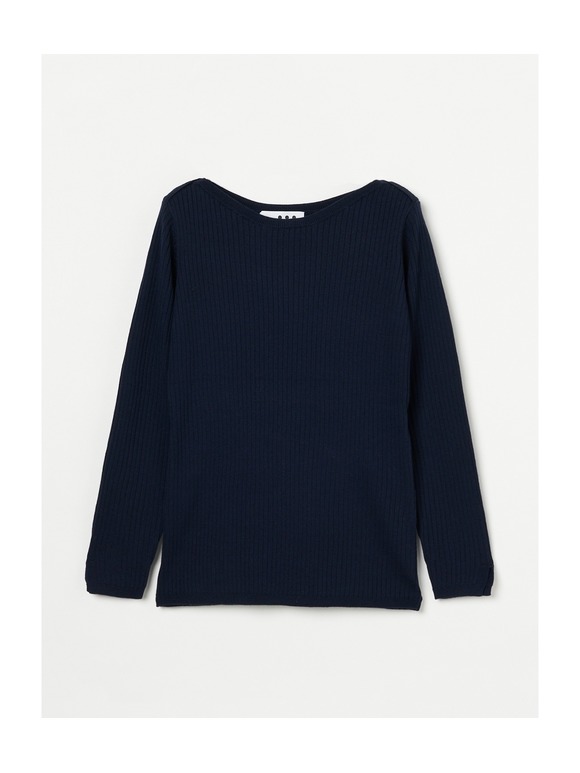 Wool outfit tee-knit boat neck