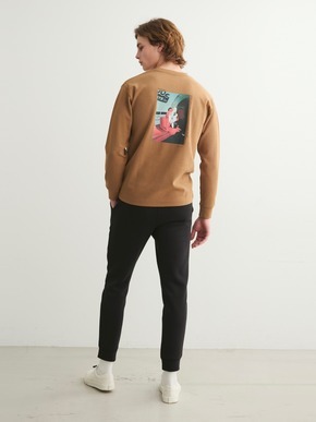 Graphic l/s crew neck tee 詳細画像