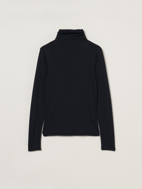 Smile stretch jersey turtle neck｜スリードッツ オフィシャル