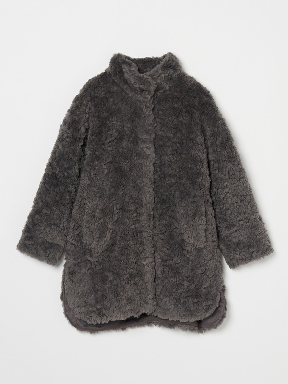 Upcycled eco fur middle coat