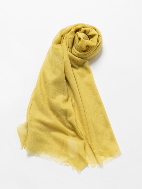 Airy cashmere wrap