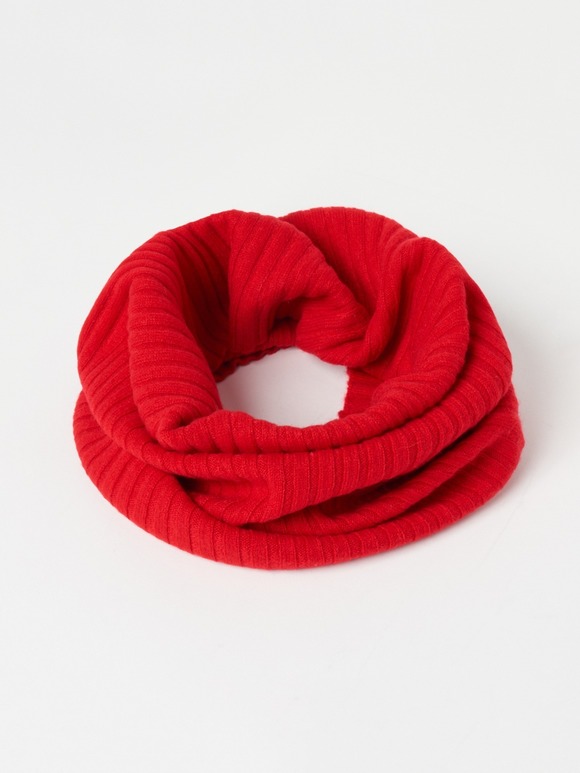 Cashmere snood