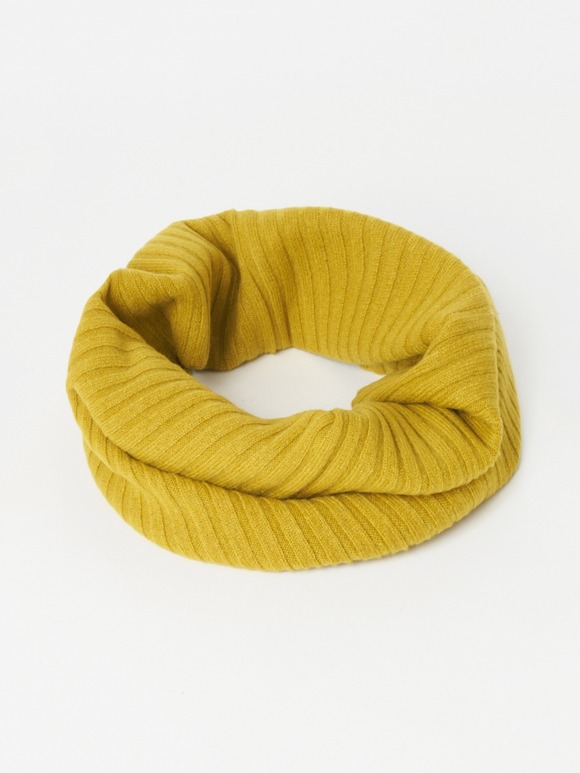 Cashmere snood