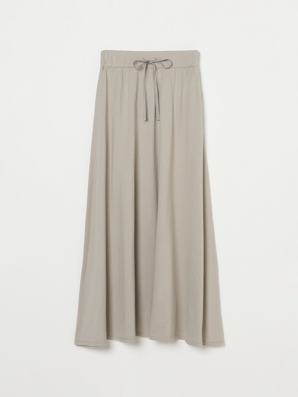 Long staple yarn skirt