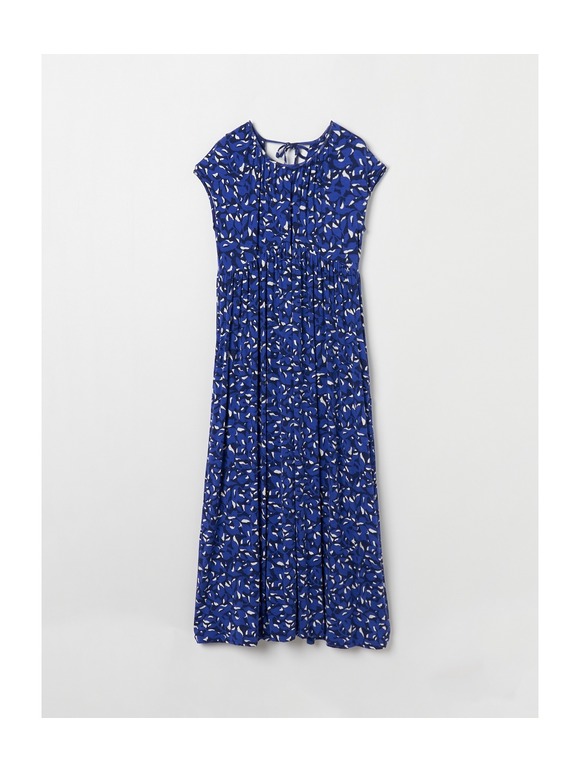 Travel line dress
