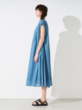 Cotton loan tuck dress 詳細画像