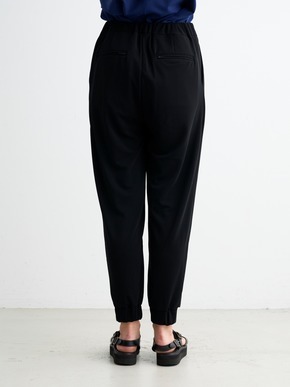 Playful outfit joger pant 詳細画像