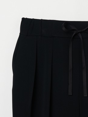 Playful outfit joger pant 詳細画像