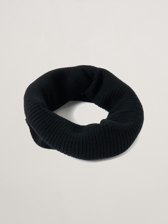 Holiday cashmere collar snood