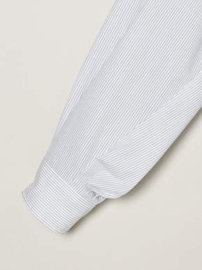 Broad loose shirt 詳細画像