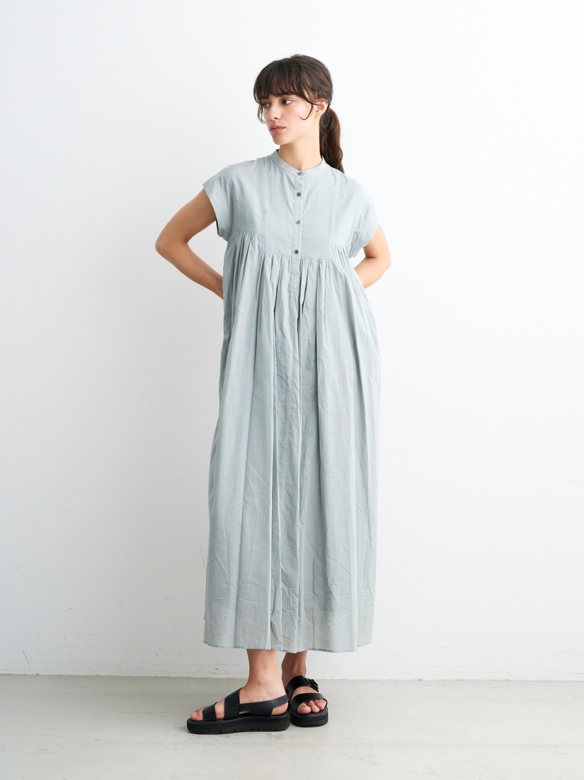 Cotton lawn tuck dress｜スリードッツ オフィシャルオンラインショップ