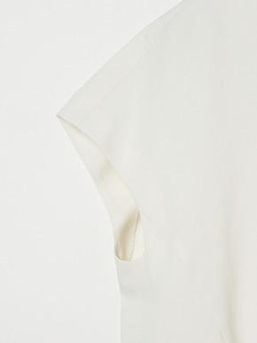 High dense rammy gilet blouse 詳細画像