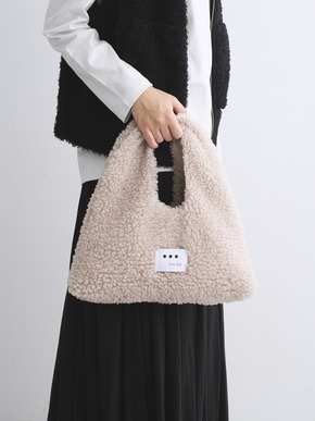 ecopel boa triangle bag 詳細画像