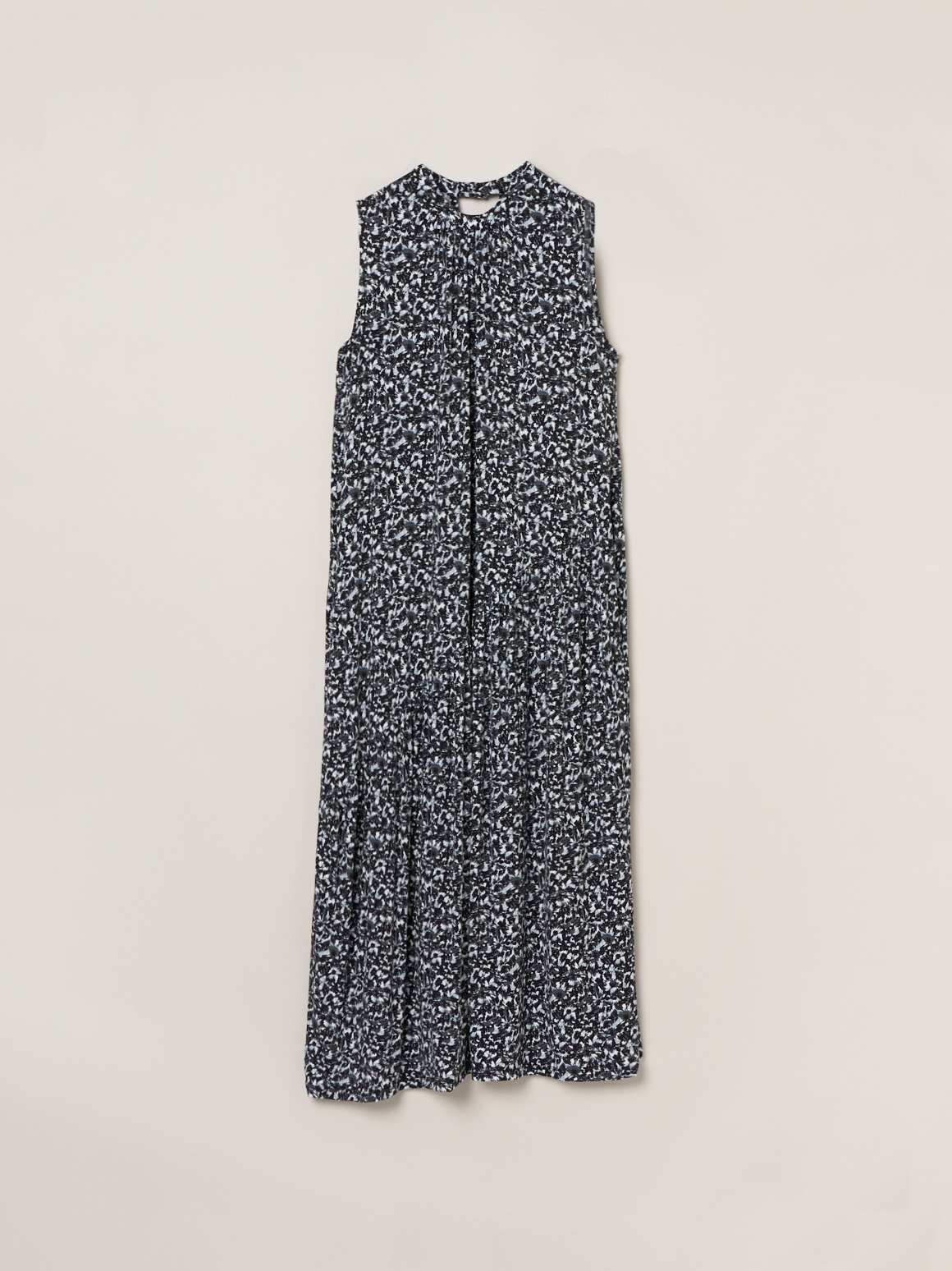 スリードッツ three dots トラベルライン ワンピース サマードレス Travel line dress｜スリードッツ オフィシャルオンラインショップ
