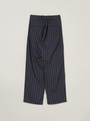 Dry twill curvy pants 詳細画像