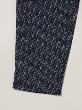 Dry twill curvy pants 詳細画像