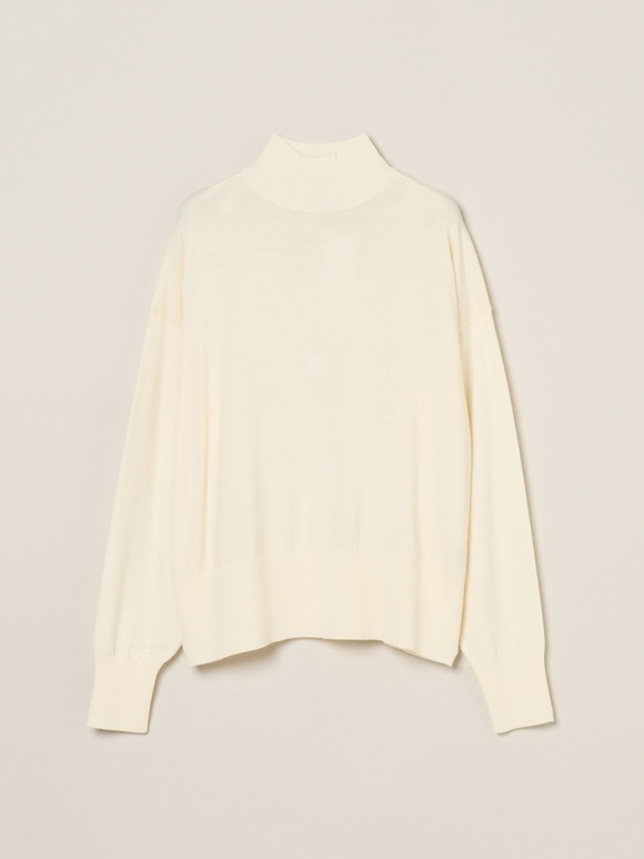 Wool outfit turtle top