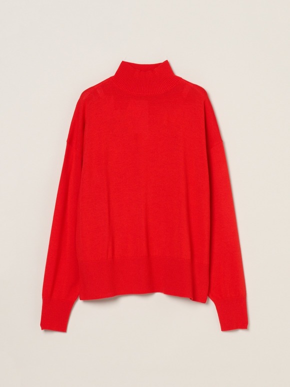 Wool outfit turtle top