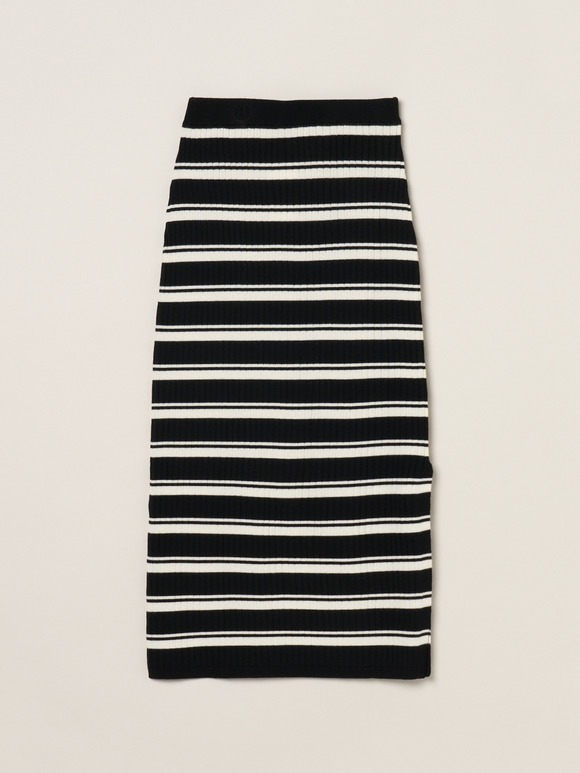 Wool outfit nallow skirt