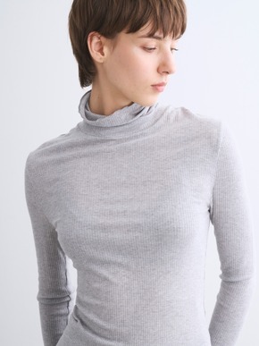 Silk cashmere tee turtle neck 詳細画像