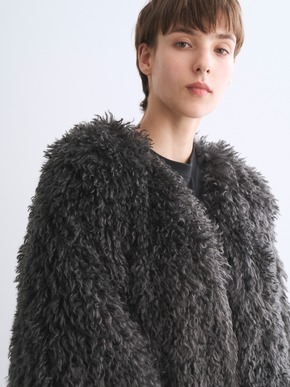Wavy fur half sleeve jacket 詳細画像