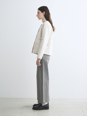 Puffer collarless jacket 詳細画像