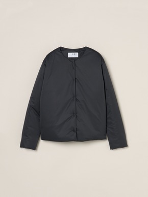 Puffer collarless jacket 詳細画像