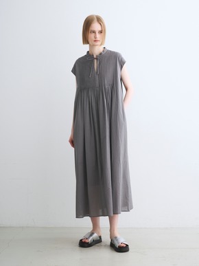 Cotton loan tuck dress 詳細画像