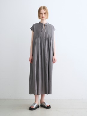 Cotton loan tuck dress 詳細画像