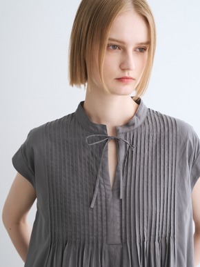 Cotton loan tuck dress 詳細画像