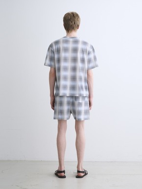 Men's shadow check print t-shirt 詳細画像