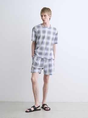 Men's shadow check print t-shirt 詳細画像