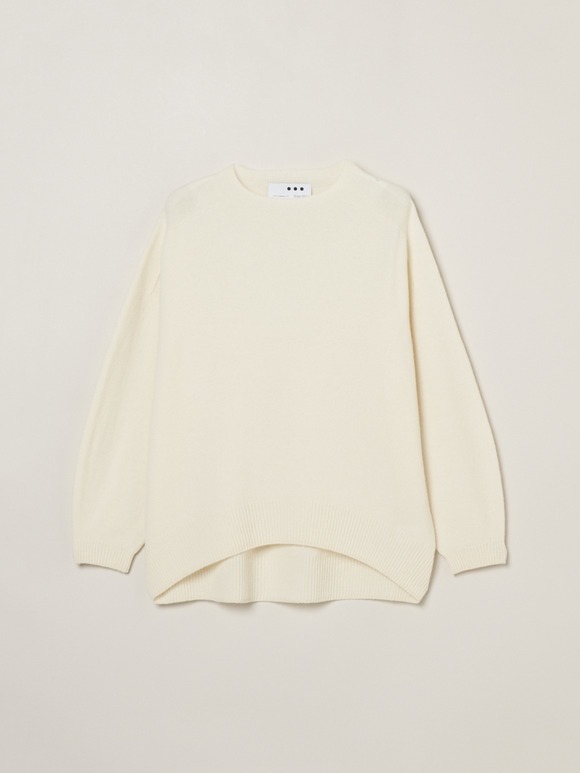 Wool garment crew neck sweater