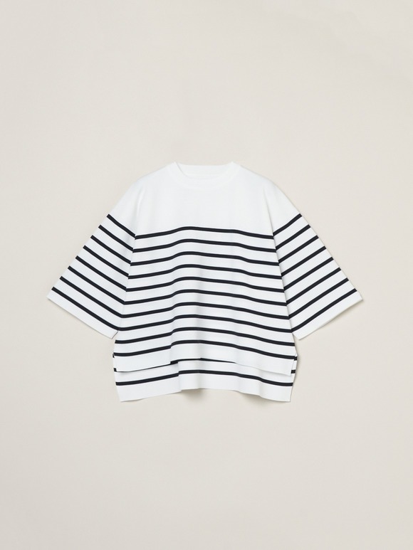 Spongy smooth pullover