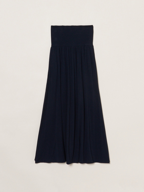 Travel line fold over skirt