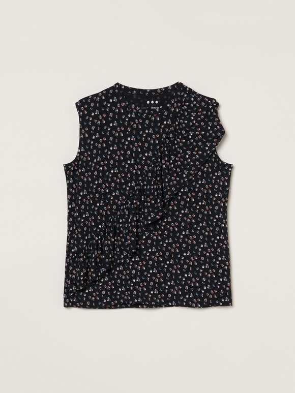 Travel line ruffle tank