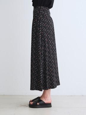 Travel line fold over skirt 詳細画像