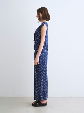 Travel line fold over pants 詳細画像