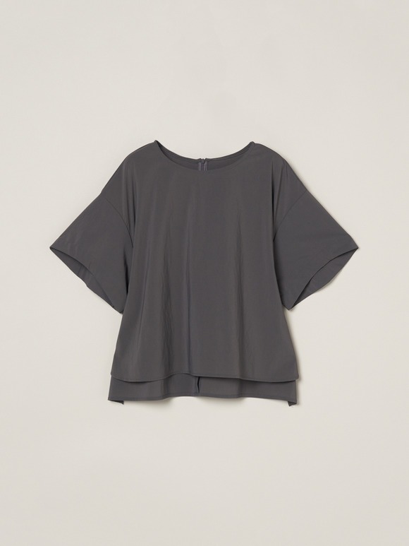 Seaside line tops
