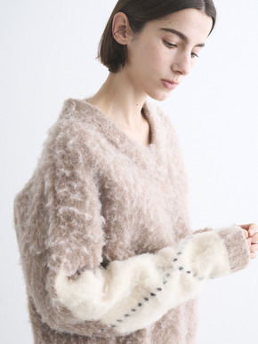 Cloudy shaggy argyle boxy tops 詳細画像
