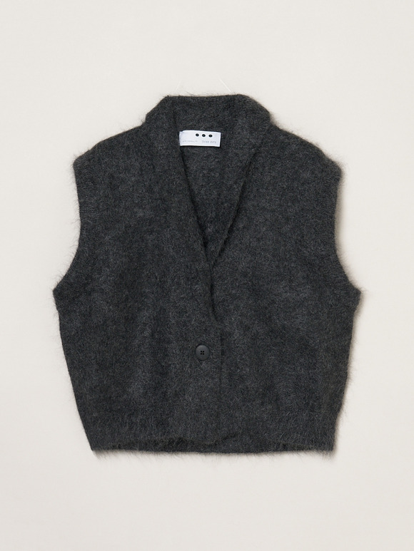 Brushed mohair gillet
