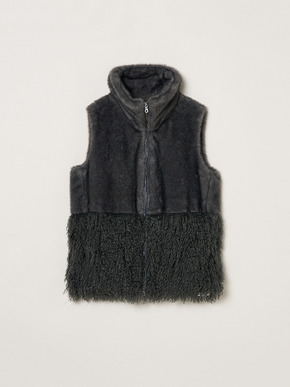 Wavy fur panel vest 詳細画像