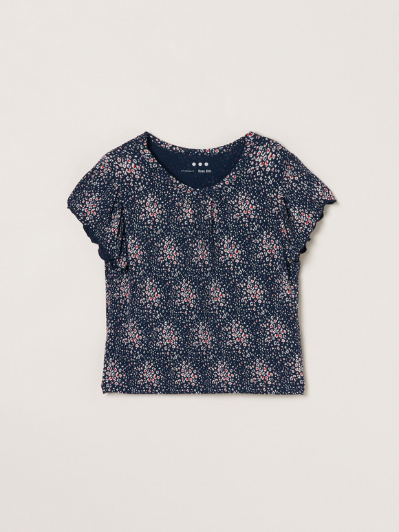 Travel line ruffle sleeve top