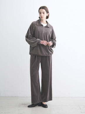 Compact velour half zip top 詳細画像