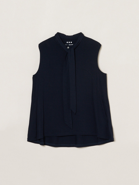 Travel line tie tops