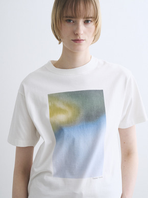 Unisex Grapihc tee 詳細画像