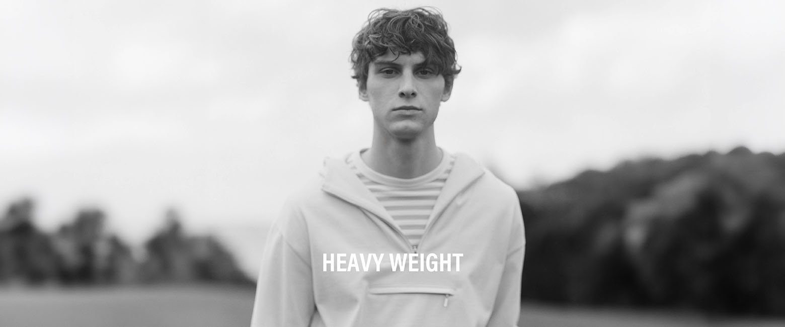 HEAVY WEIGHT
